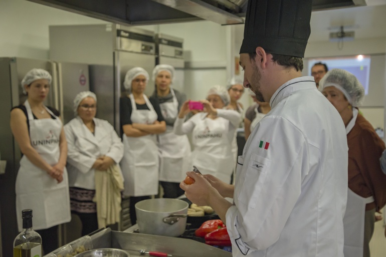 Semillas, cáscaras y demás alimentos pueden aprovecharse en la cocina