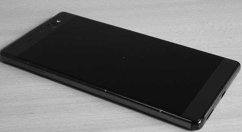 Lo Más Caracol: Un celular con batería inteligente
