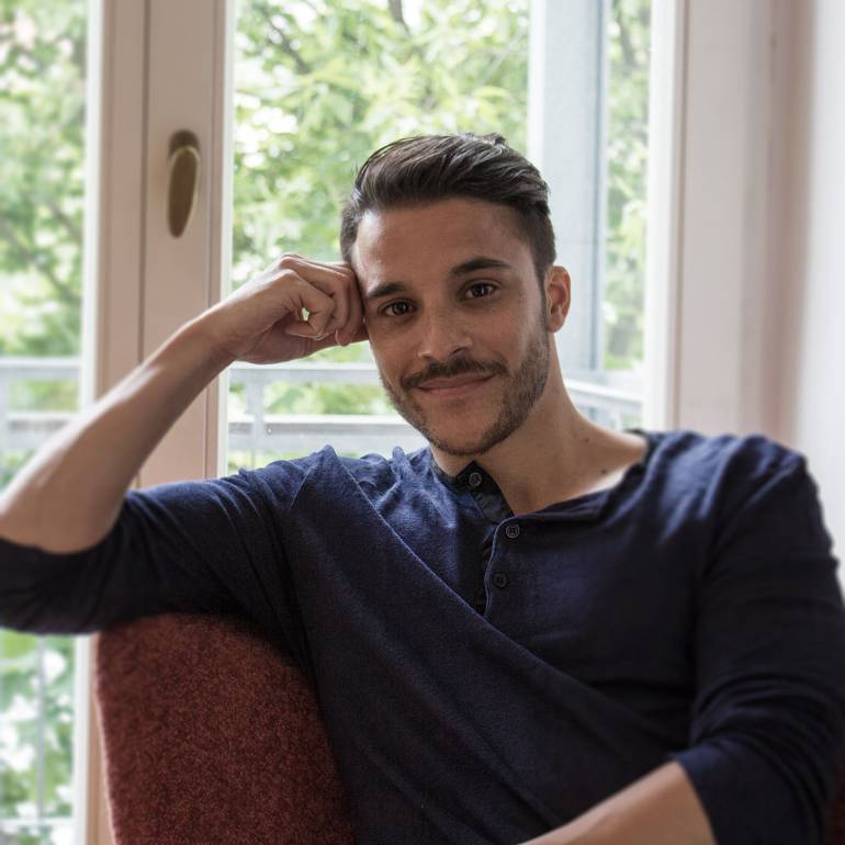 Kostja Ullmann, actor alemán: Kostja Ullmann, "Lo más importante es tener un objetivo por cumplir"