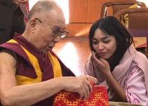 Tania Liz Rosas, colombiana que habló con el líder espiritual Dalai Lama