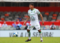 A Nacional: Aquí está Alex Mejía a disposición.