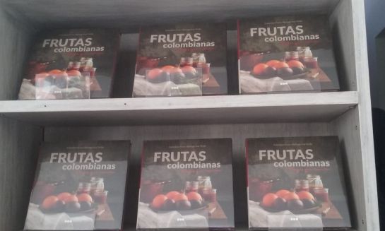 Libro sobre frutas: Frutas colombianas, origen que emociona Libro sobre frutas: Frutas colombianas, origen que emociona