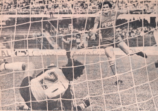 Enrique Oviedo Enrique Oviedo