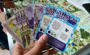 Juego de vaqueros una aventura al barajuste busca ser comercializado. Juego de vaqueros una aventura al barajuste busca ser comercializado.