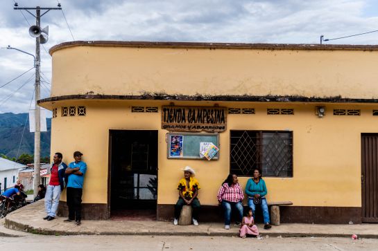 Campesinos, derechos, trabajo, tierra: Contamos, un documental sobre la lucha de los campesinos por sus derechos Campesinos, derechos, trabajo, tierra: Contamos, un documental sobre la lucha de los campesinos por sus derechos