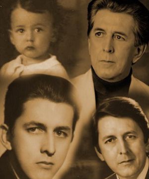 A escondidas de su padre hizo gran parte de su carrera musical. A escondidas de su padre hizo gran parte de su carrera musical.