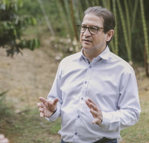 Rodolfo Zea Navarro Rodolfo Zea Navarro