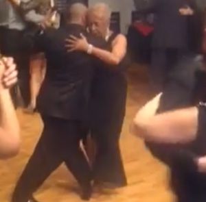 Teresita es amante del tango y bolero fuera de la música clásica Teresita es amante del tango y bolero fuera de la música clásica