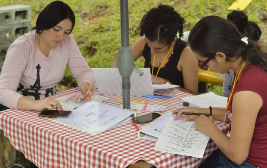 Escuelas de Emprendimiento para Jóvenes Caficultores Nestlé: En Risaralda incentivan relevo generacional en sector cafetero Escuelas de Emprendimiento para Jóvenes Caficultores Nestlé: En Risaralda incentivan relevo generacional en sector cafetero