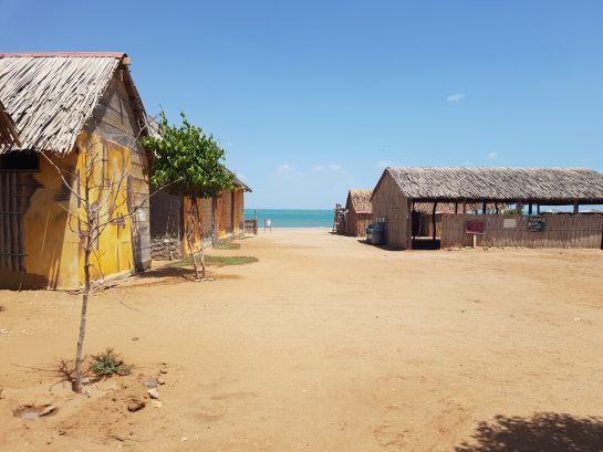 Contemplar del hermoso paisaje del Cabo de la Vela Contemplar del hermoso paisaje del Cabo de la Vela