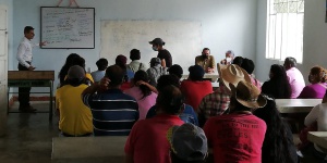 Reunión de campesinos sobre deudas en mora Reunión de campesinos sobre deudas en mora