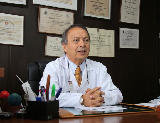 La publicación menciona su vida, obra y trayectoria al servicio de la salud. La publicación menciona su vida, obra y trayectoria al servicio de la salud.
