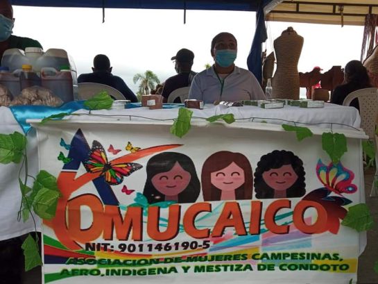 Las mujeres y el jabón Ser Chocó, en Condoto Las mujeres y el jabón Ser Chocó, en Condoto