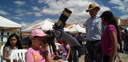 El festival está diseñado para toda la familia. El festival está diseñado para toda la familia.