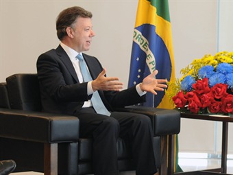 Relaciones con Brasil tienen que ser más estrechas y dinámicas: Presidente Santos