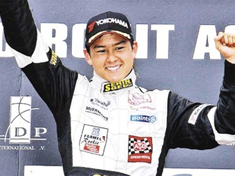 Sebastian Saavedra fue elegido 'Piloto del Año' por la Federación Colombiana de Automovilismo
