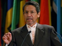 Ecuador anuncia la instalación de una oficina comercial en Colombia