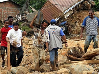 Dos menores murieron en una avalancha en el departamento de Bolívar