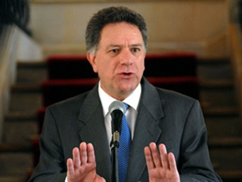 Fiscalía imputará cargos a Luis Carlos Restrepo por falsas desmovilizaciones