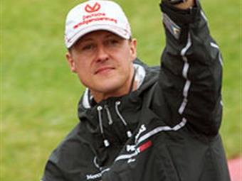 Mercedes podría prescindir de Schumacher si consigue a Hamilton