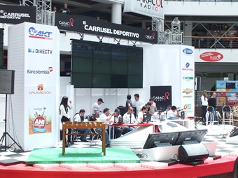 El Carrusel Deportivo se acercó a sus seguidores en Plaza de las Américas