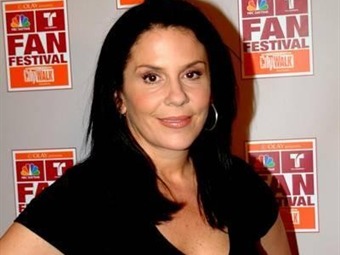 la actriz mexicana rebecca jones será la protagonista de nueva