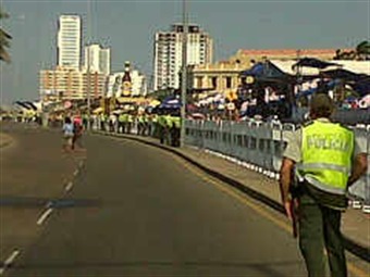 Más policías que gente en el Desfile de la Independencia