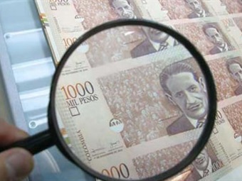 Economía colombiana está entre las primeras 15 en materia de crecimiento: Santos Economía colombiana está entre las primeras 15 en materia de crecimiento: Santos