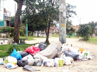 Denuncian "guerra sucia" en la puja por el control de las basuras en Bogotá