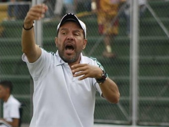 José 'Cheché' Hernández está hospitalizado por una afección cardiaca