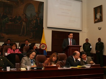 Concejo estudiará la posibilidad de reducir cupo de endeudamiento que presentó el Distrito
