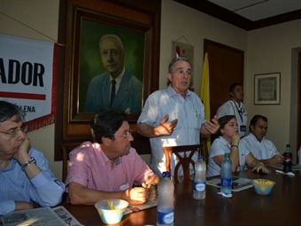 Cumbre uribista en Mesa de Yeguas