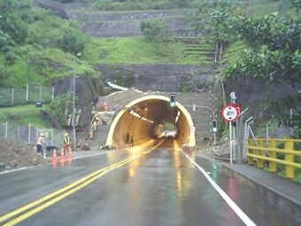 Durante dos horas estará cerrada vía Bogotá-Villavicencio por obras en túnel