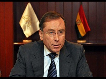 Perú pide a Ecuador el retiro de su embajador por bochornoso incidente