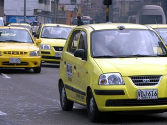 Gobierno Distrital propone tarjetón electrónico para taxistas