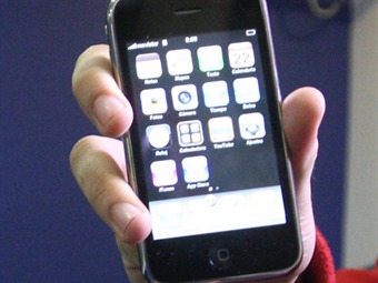 Siguen en aumento los ataques a los celulares para robar y filtrar información