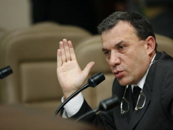 Marco para la Paz no fue hecho como un traje a la medida de las Farc: Roy Barreras