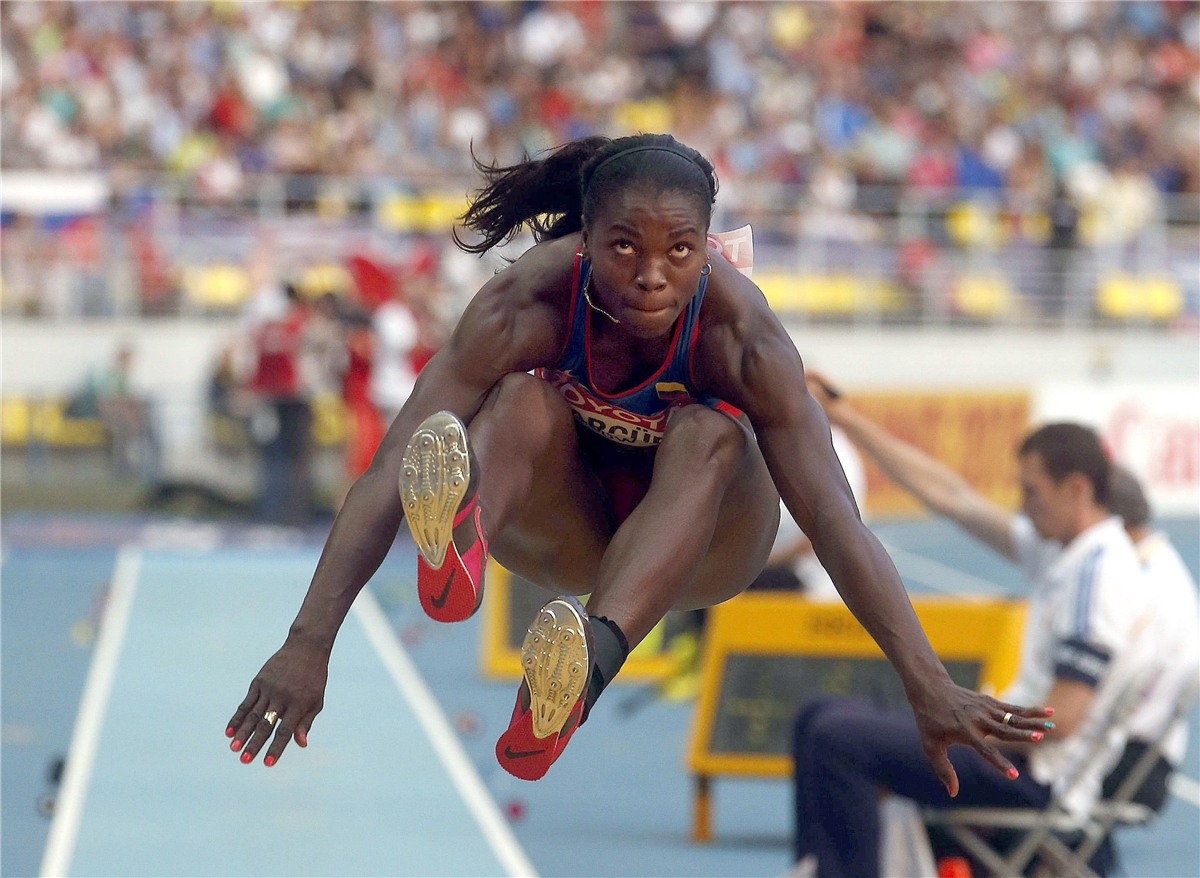 Caterine Ibargüen hizo el mejor salto en Moscú y puso a celebrar a Colombia