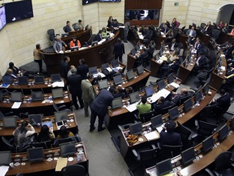 Cuánto gana hoy un congresista en Colombia