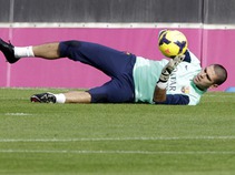 Valdés: "Veo a Messi muy triste pero Neymar está listo"