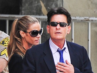 Charlie Sheen podrá ver a sus hijos