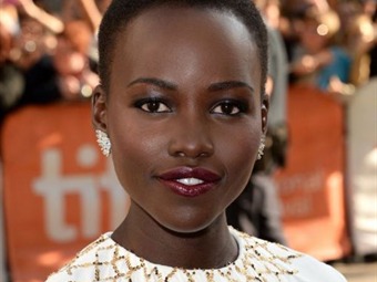 La mexicana Lupita Nyong'o gana el Óscar de mejor actriz secundaria