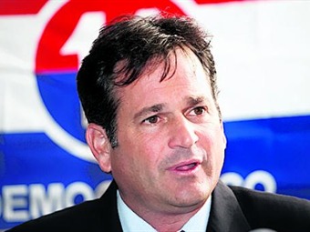 Candidato opositor acepta el triunfo de Varela en presidenciales de Panamá