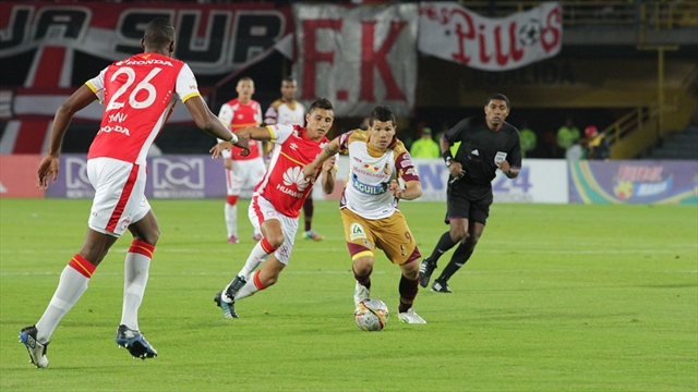 Santa Fe alcanza el liderato de la Liga con triunfo sobre Tolima