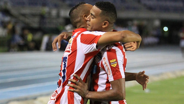 Junior levantó dos goles en contra y se llevó un punto del Atanasio