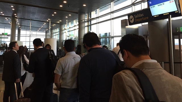 Lluvias afectan operación en aeropuerto El Dorado de Bogotá