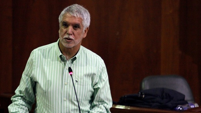 Peñalosa no podría ser candidato de un partido diferente al verde