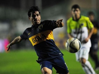 Boca le gana a Sarmiento en Junín y quedó como único líder
