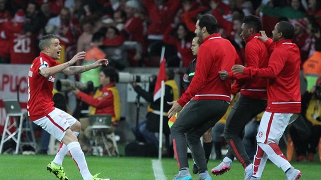 Al Inter le bastaron diez minutos para sacar la ventaja en la Libertadores