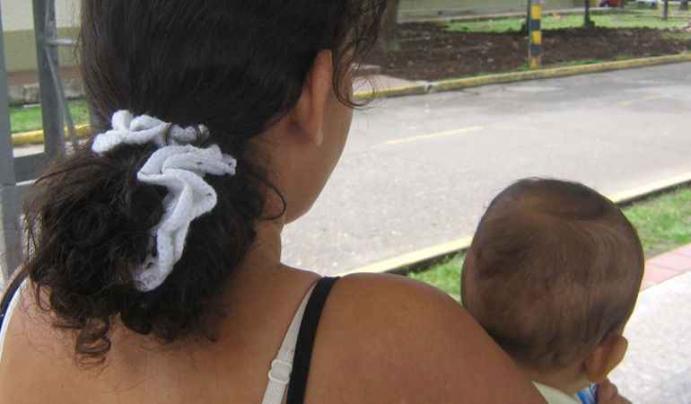 Proponen en el Congreso ampliar la licencia de maternidad